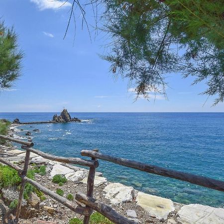 Nice Apartment In Moneglia With House Sea View Exterior foto